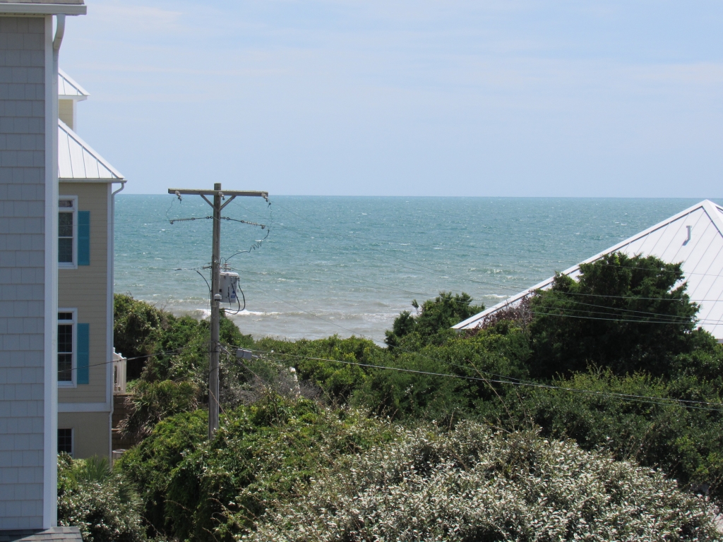 Emerald Isle Home Off Market (3)