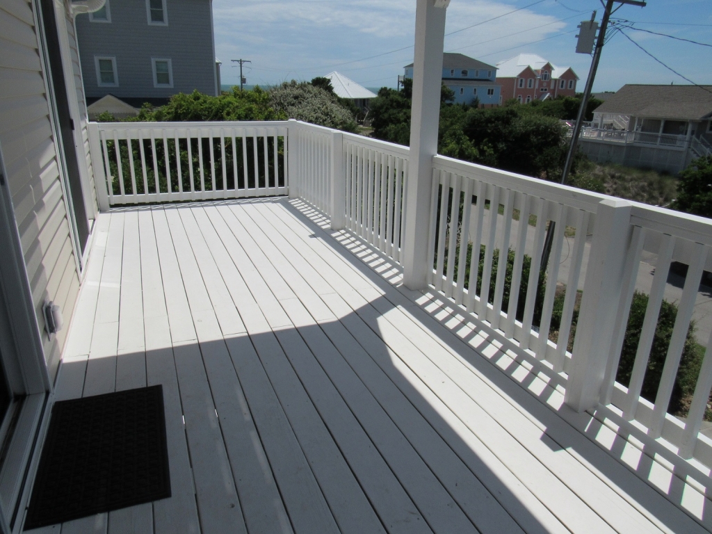 Emerald Isle Home Off Market (5)